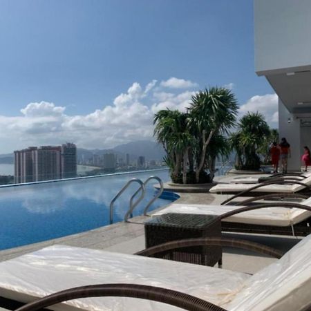 Beachfront Scenia Bay Apartment Нячанг Экстерьер фото