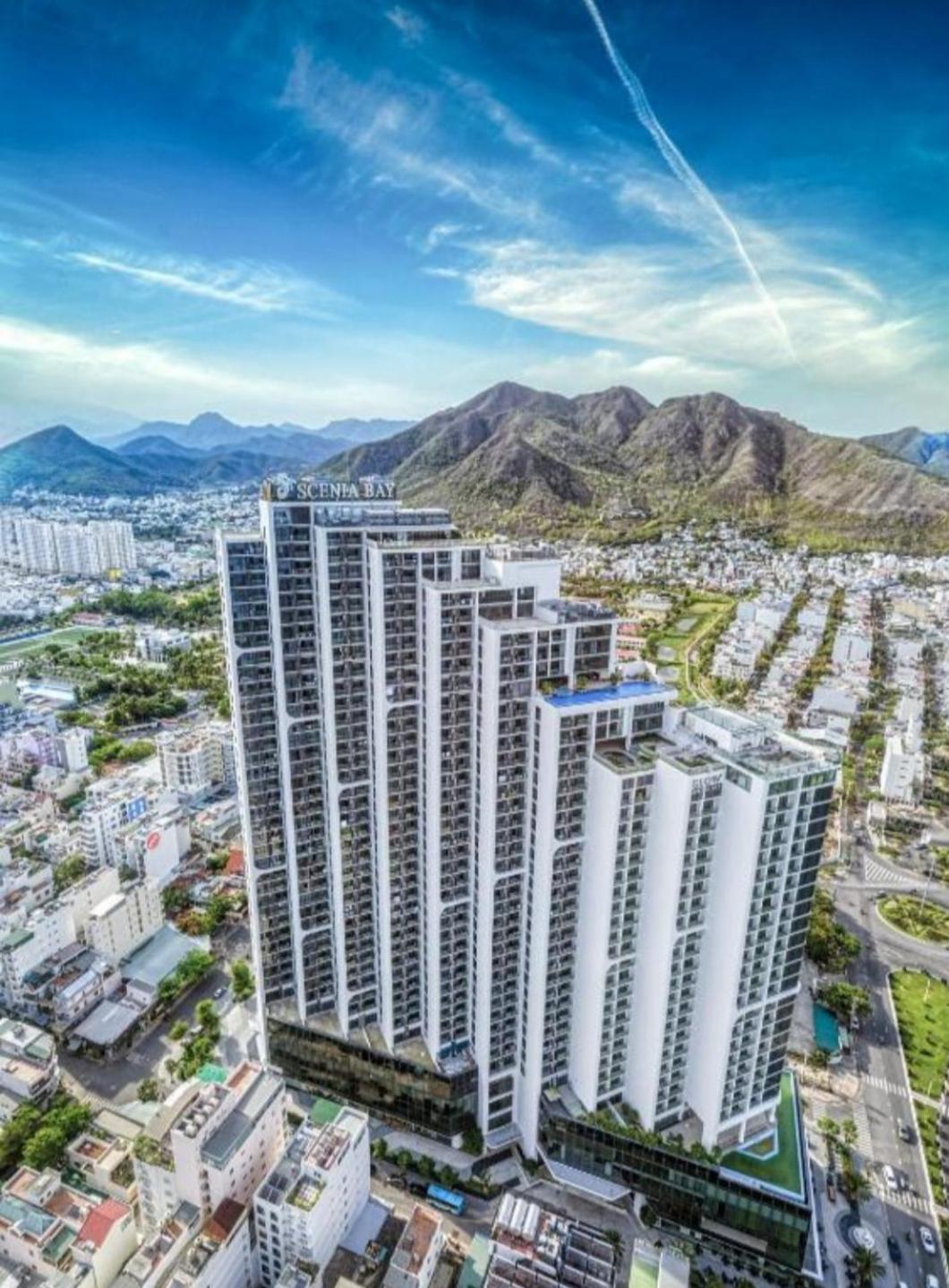 Beachfront Scenia Bay Apartment Нячанг Экстерьер фото